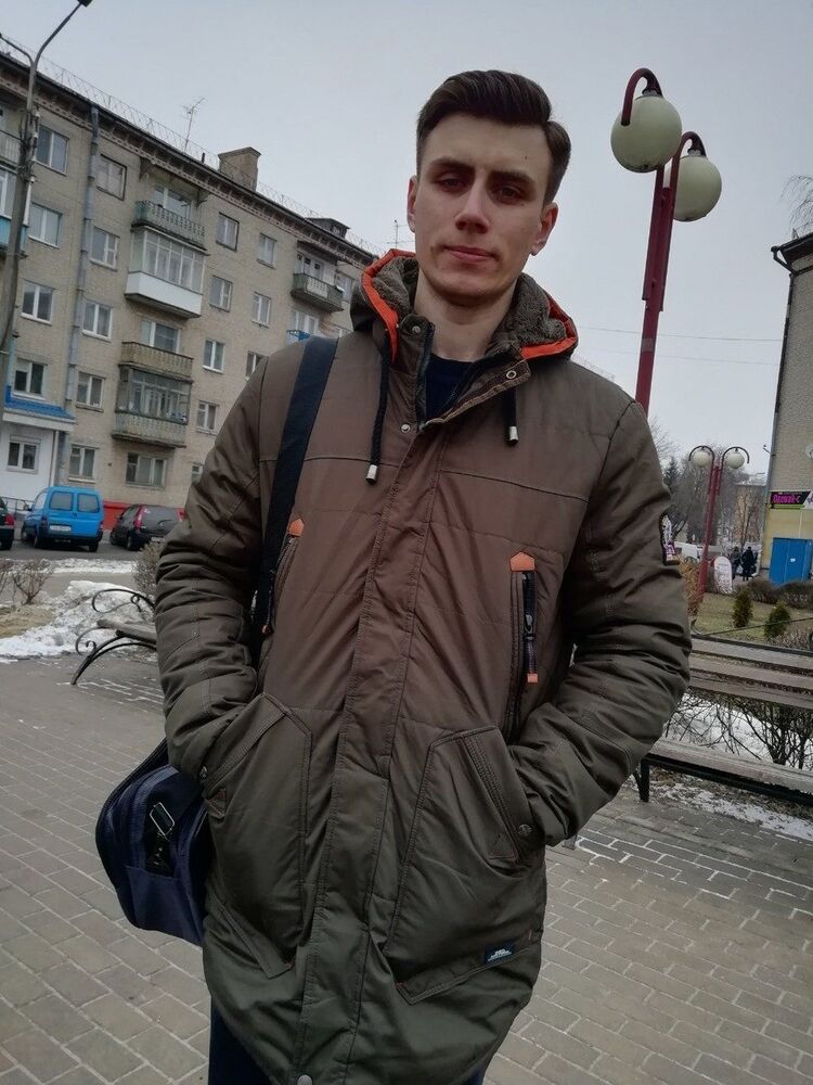  18747800  , 30 ,    