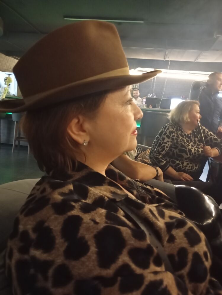  54138700  MiLedi, 45 ,    