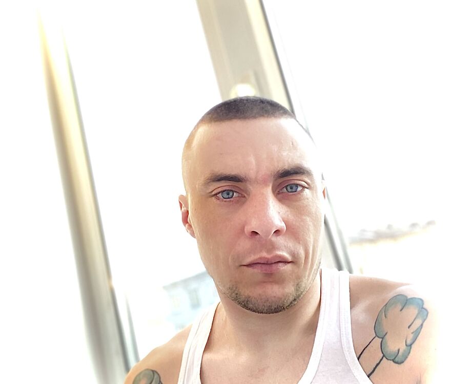  41332510  , 33 ,    