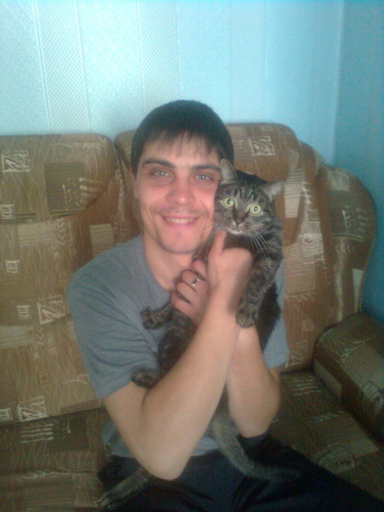  7621030  Antoha, 37 ,    