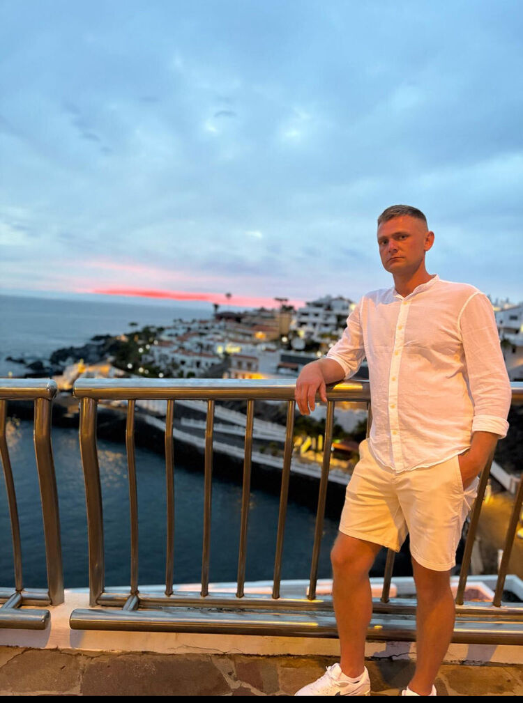 ���� 54823030 ������� Artem, 34 ����, ���� ���������� � 's-Graveland