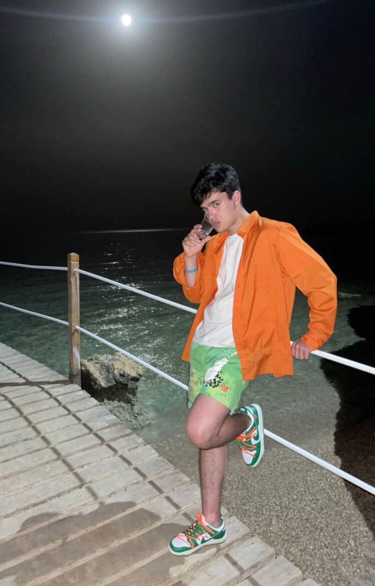  ,   , 22 ,   ,   