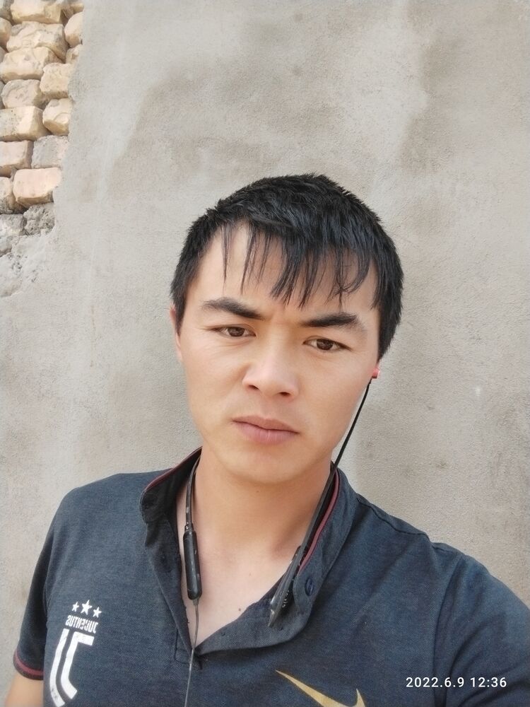  27025880  Iskander, 27 ,    