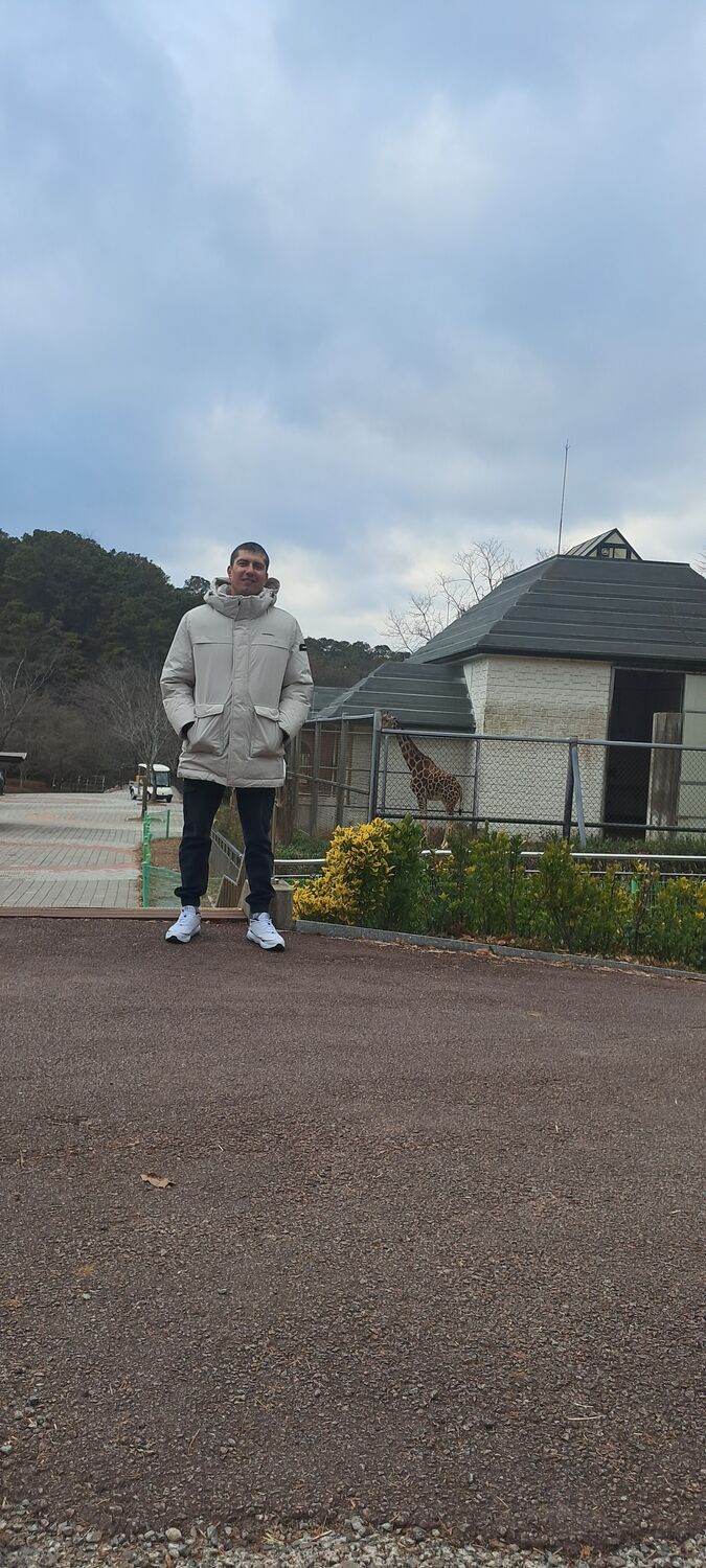  49061150  Alex, 35 ,    Kwangju