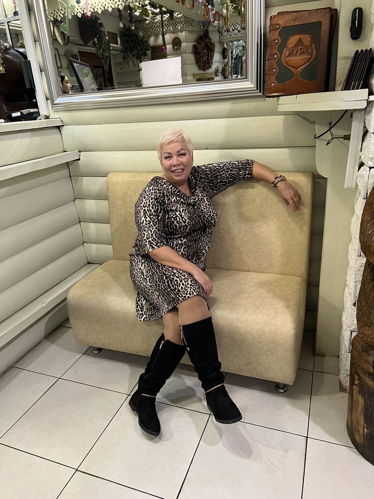  ,   Lela, 56 ,   ,   