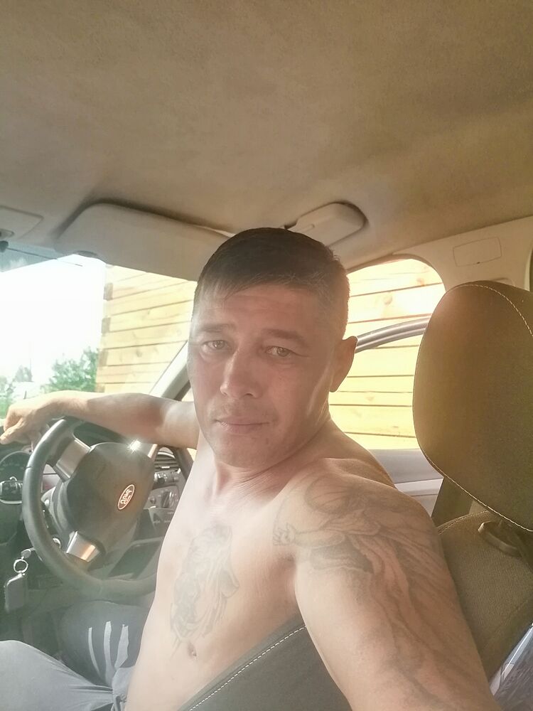  ,   Ruslan, 41 ,   ,   , c , 