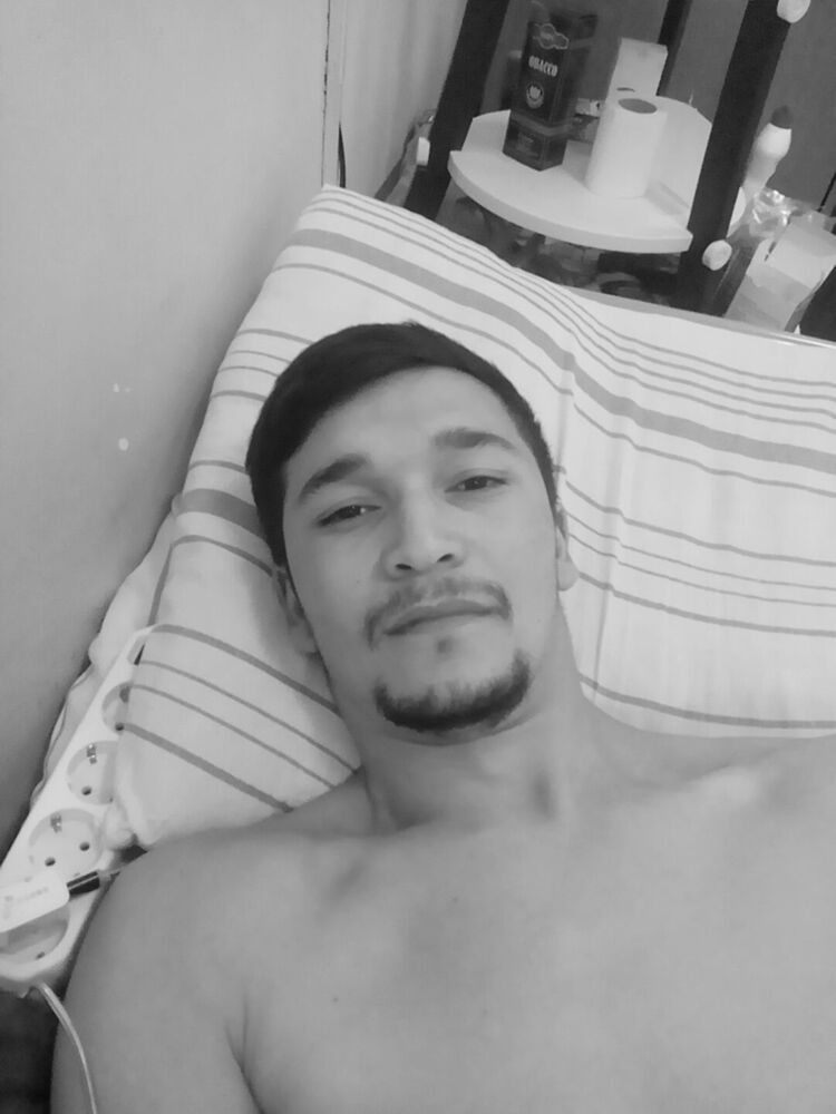  18256870  , 29 ,    