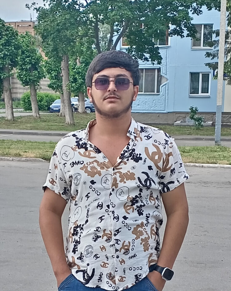  44012990  , 28 ,    