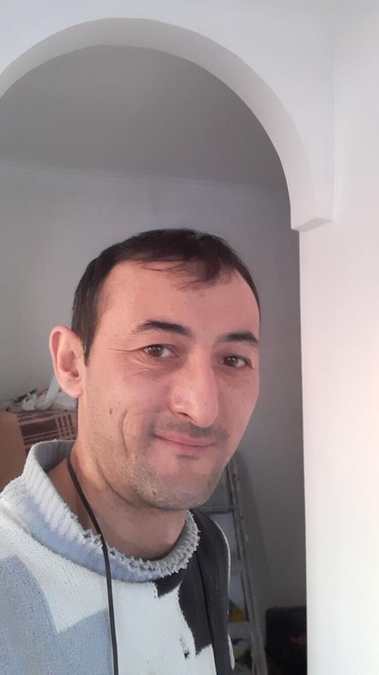  34827030  Azim, 40 ,    