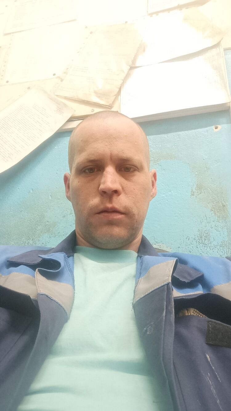  28006130  , 37 ,    