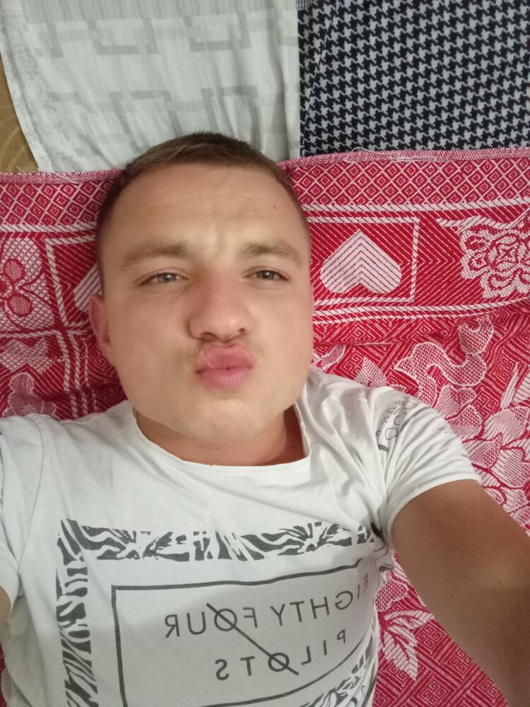  23687160  Tudor, 28 ,    