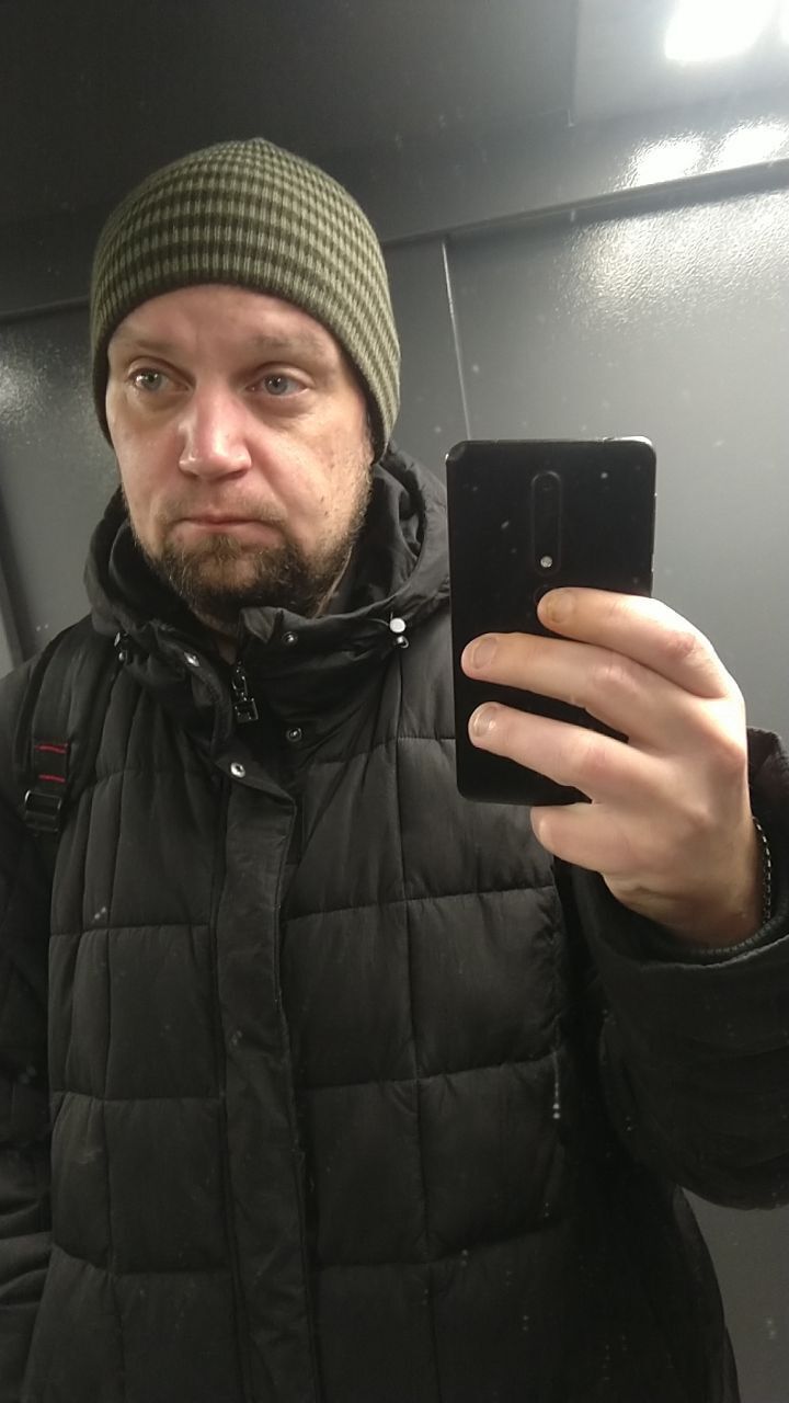  49968460   , 34 ,    
