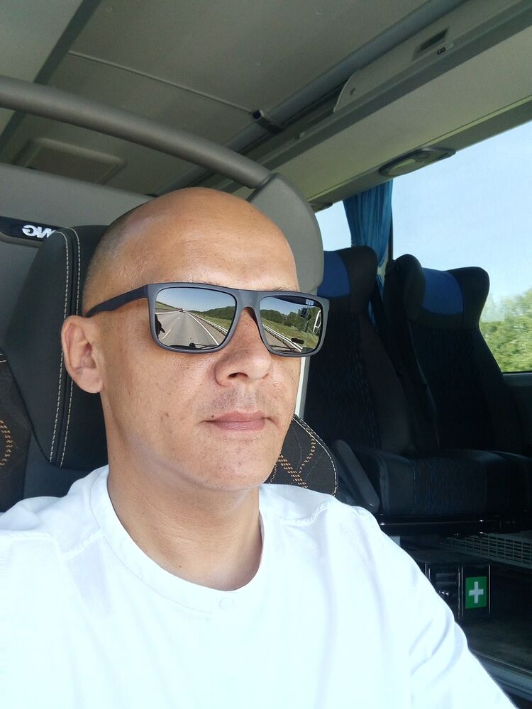  44008630  , 40 ,    