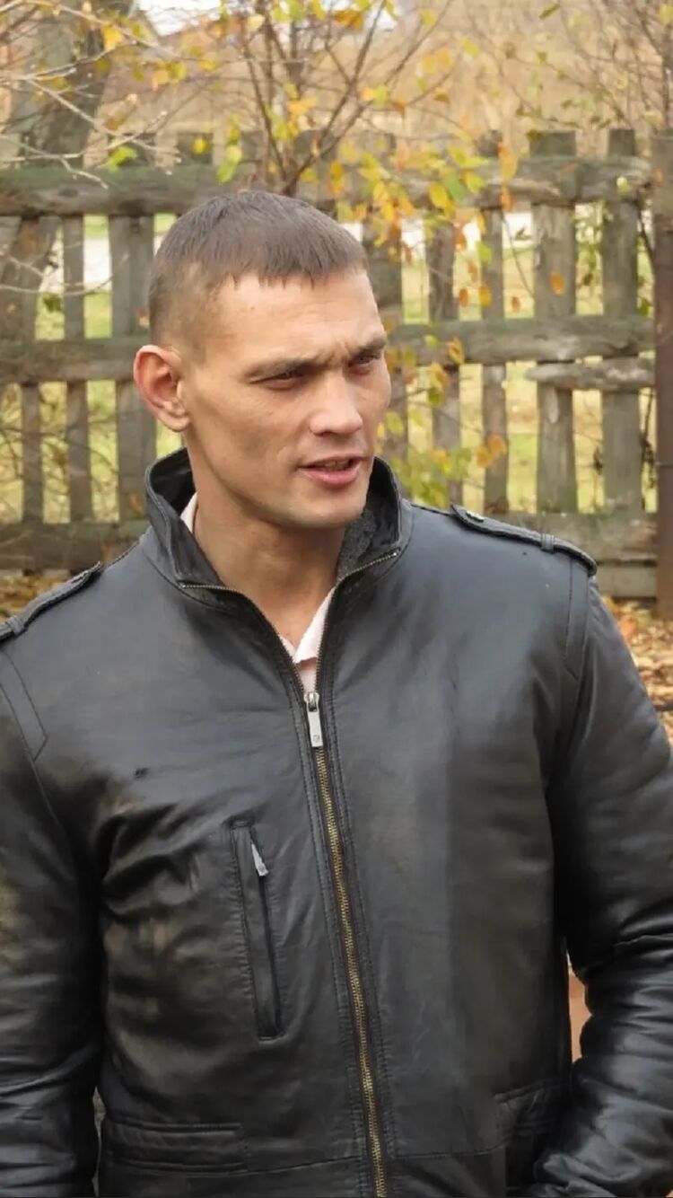  43748610  Nikolay, 38 ,    
