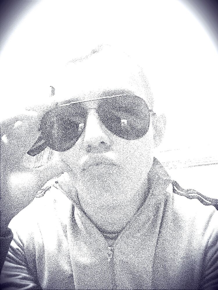  30682330  , 22 ,    