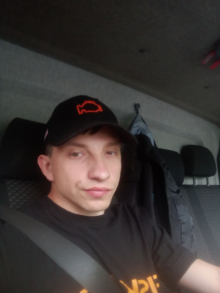  43988110  , 32 ,    