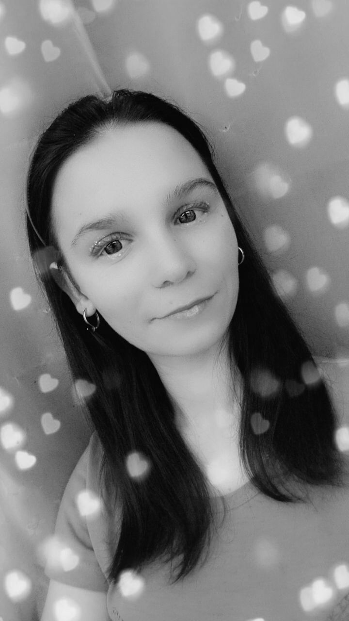  41198240  Sofya, 22 ,    