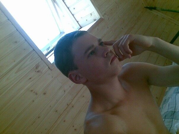  6784110  Slava, 33 ,    