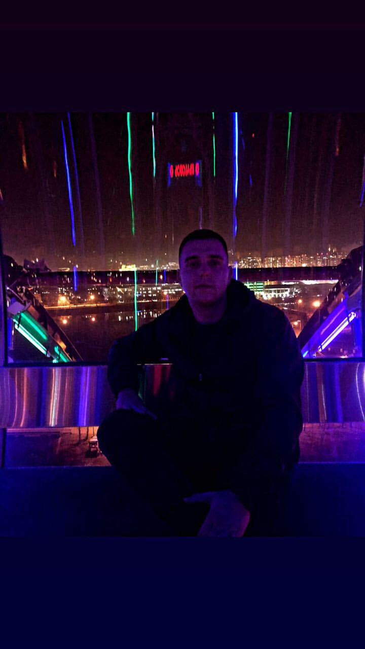  34579170  , 27 ,    