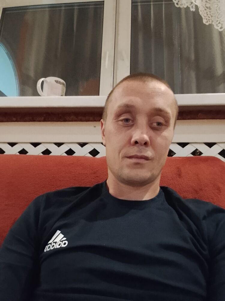  53584170  Ahtoh, 32 ,    