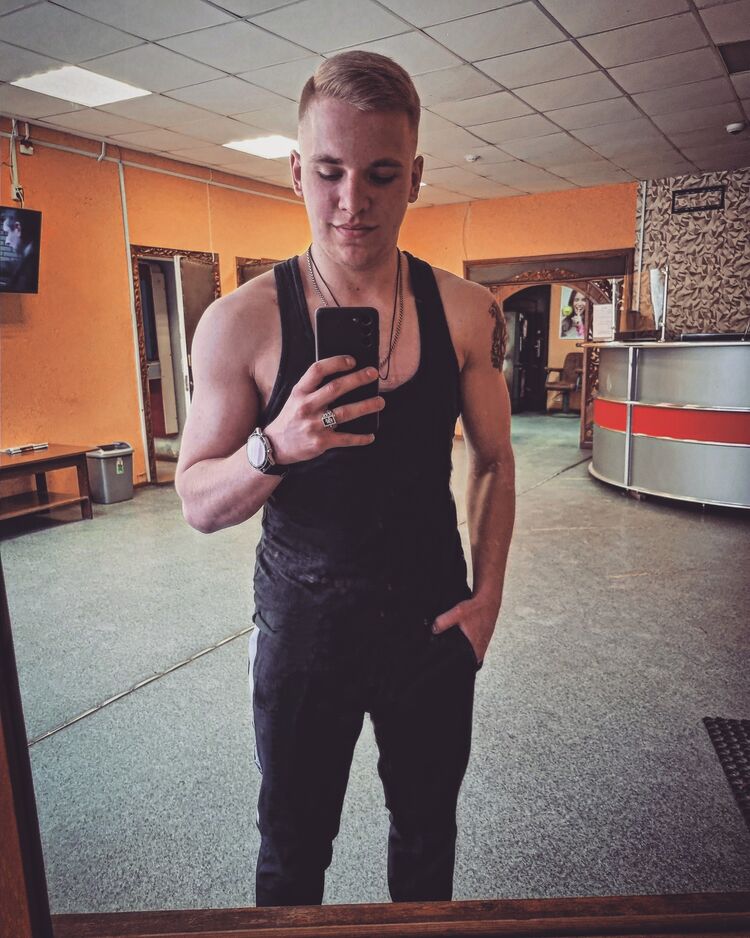  ,   Vovan, 22 ,   ,   