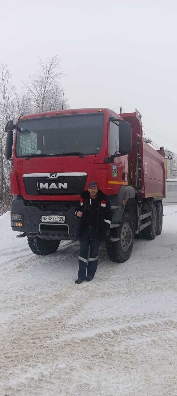  48771660  , 52 ,    