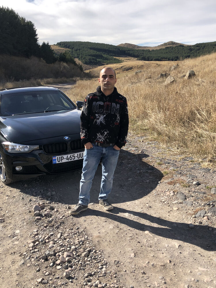  ,   Alex, 32 ,   ,   , c , 