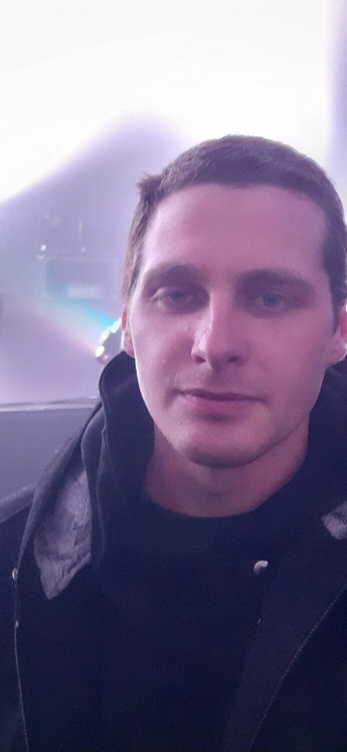  31255470  , 25 ,    