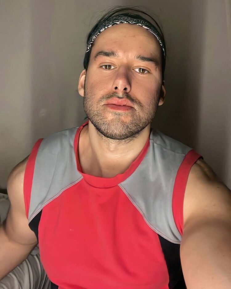 ���� 49752220 ������� �������, 37 ���, ���� ���������� � ������