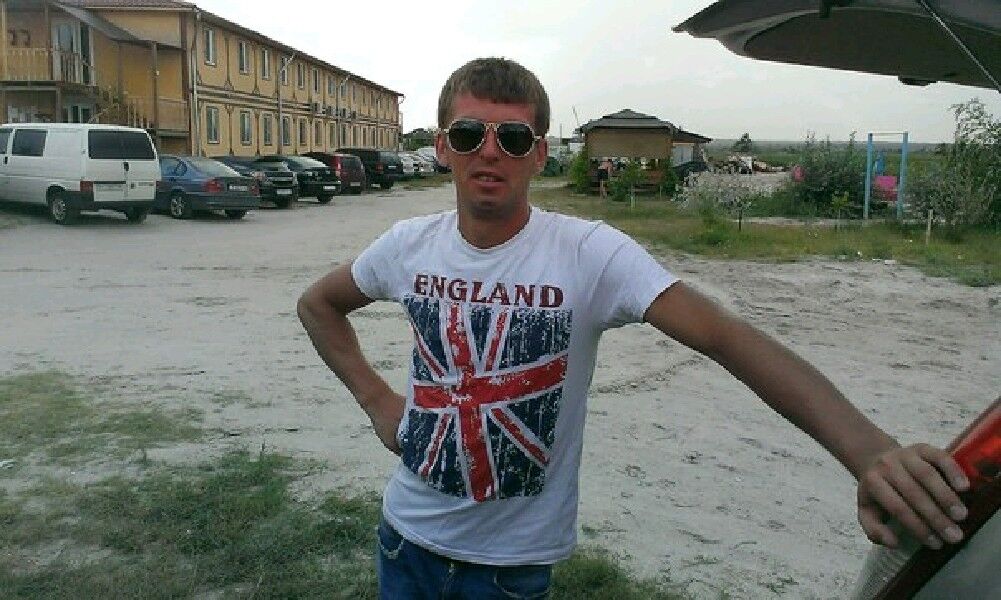  10006900  Sasha, 36 ,    