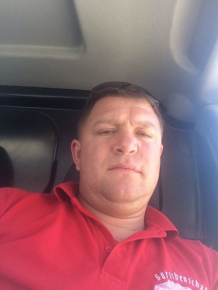  ,   Ruslan, 47 ,   ,   , c 