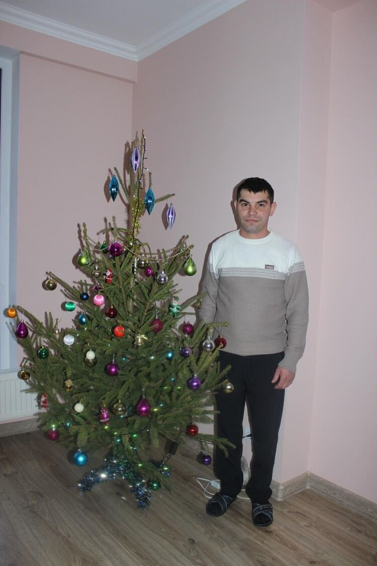  ,   Andrei, 36 ,   ,   , c 
