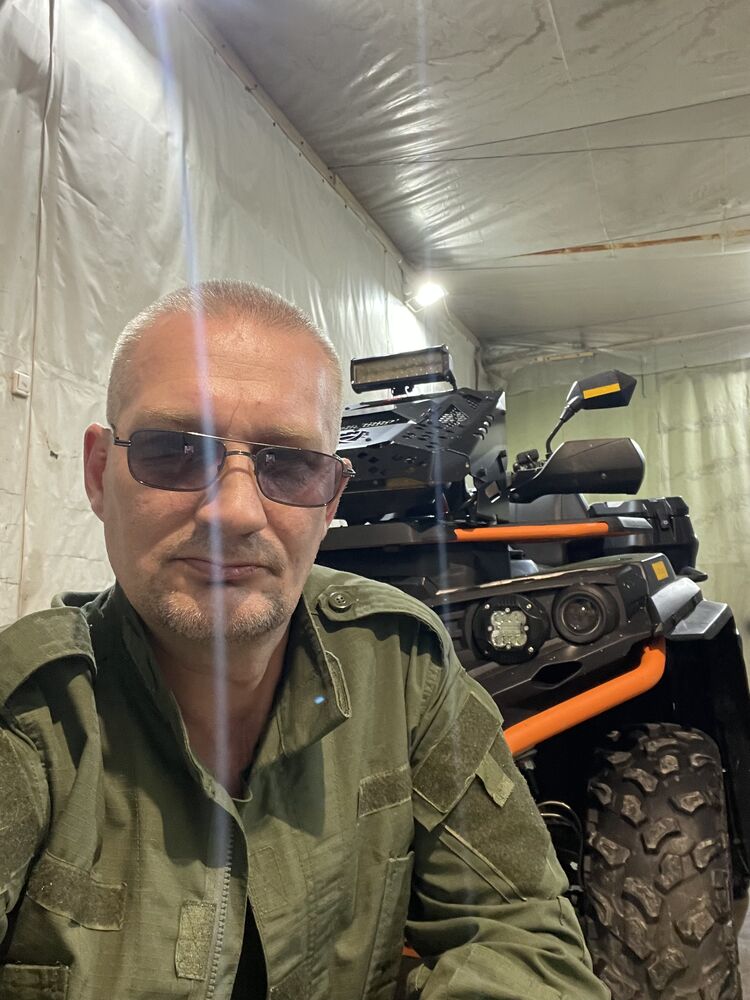  ,   Vitaliy, 48 ,   ,   , c , 