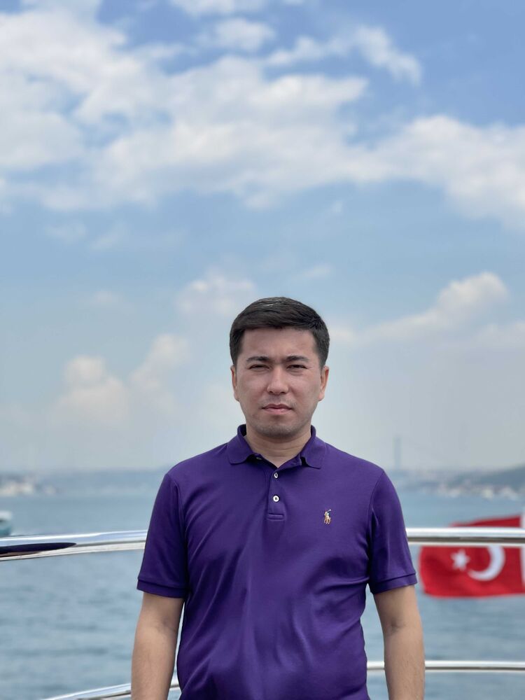  23460980  Diyor, 36 ,    