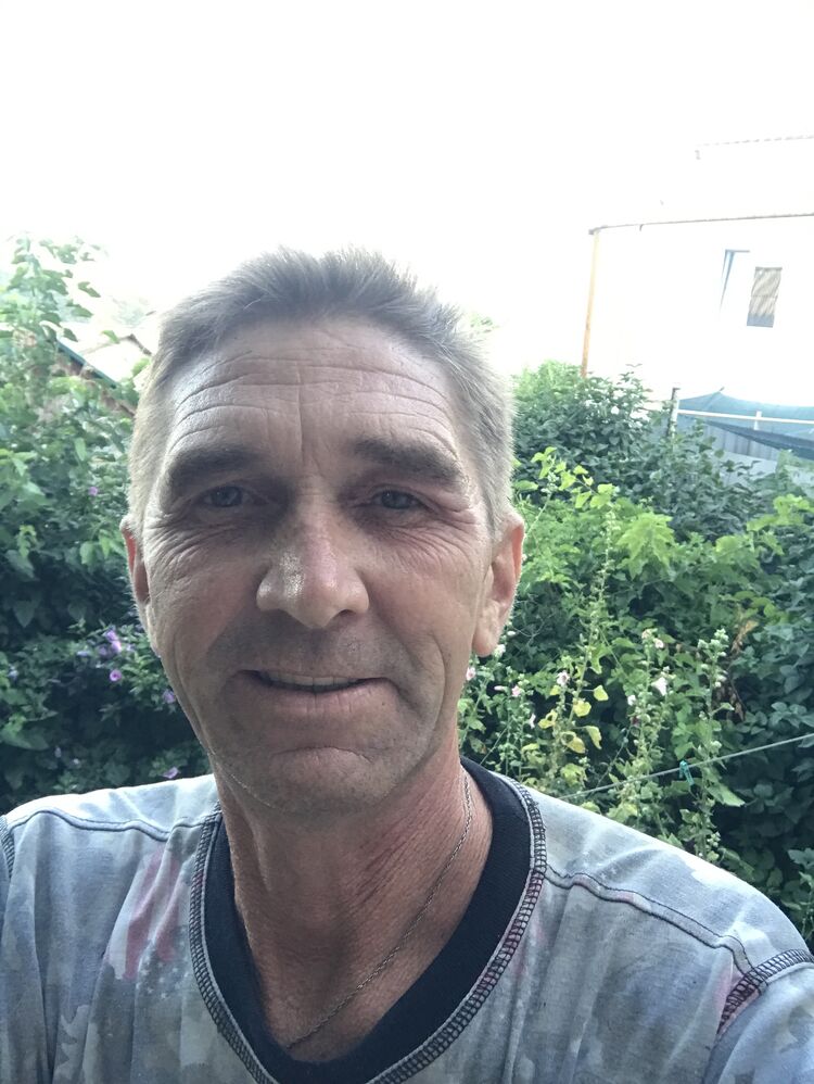  35971560  , 52 ,    