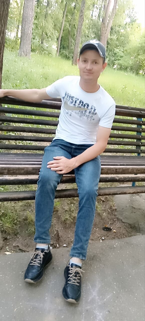  ,   Azamat, 33 ,   ,   , c 