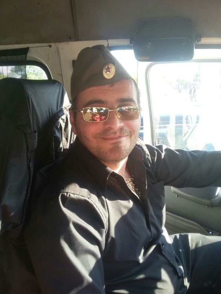  17840870  Gena, 51 ,    Limassol