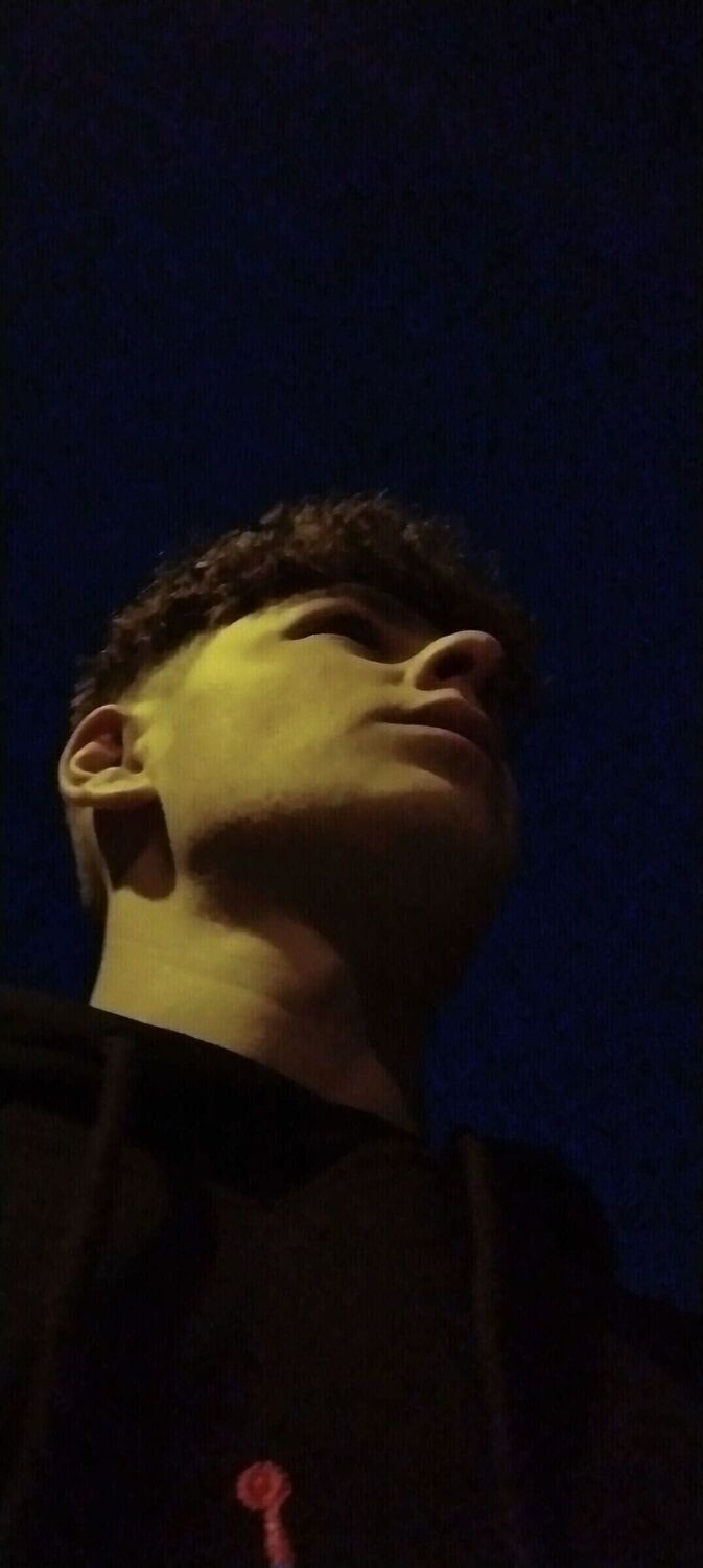  54228780  Samir, 20 ,    