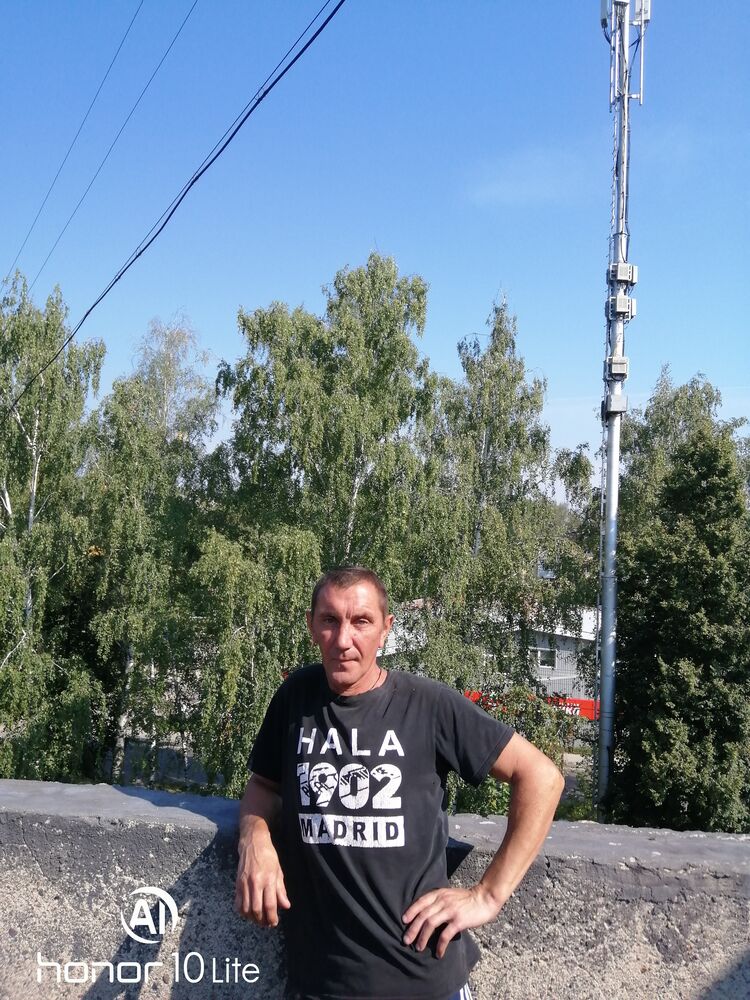  37324780  , 46 ,    