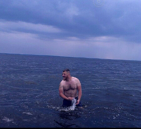  10936270  Luka, 35 ,    
