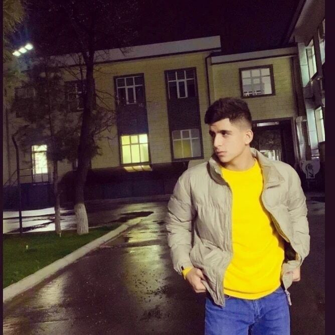  31094230  Shohruh, 27 ,    