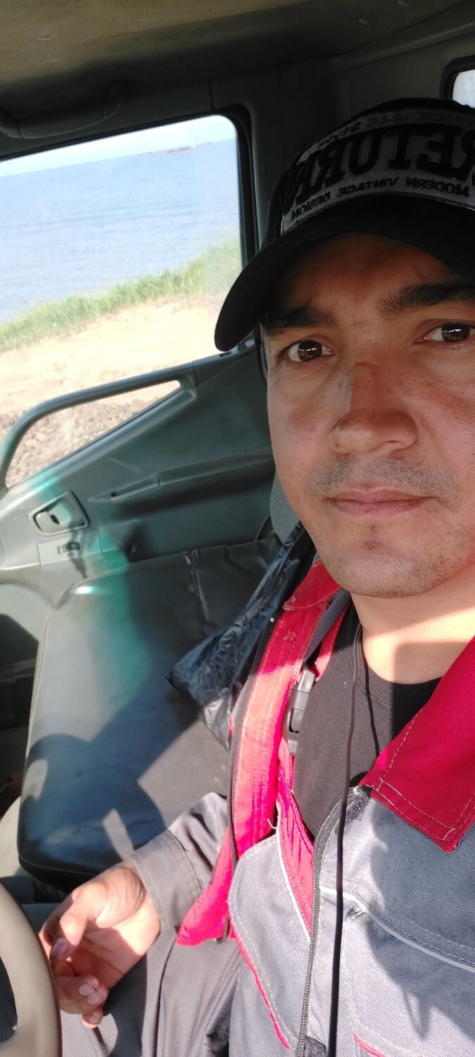  -,   , 37 ,   ,   