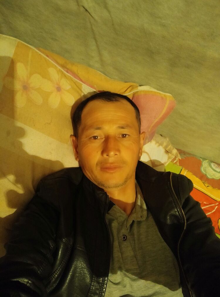  19534340  Ibragim, 39 ,    