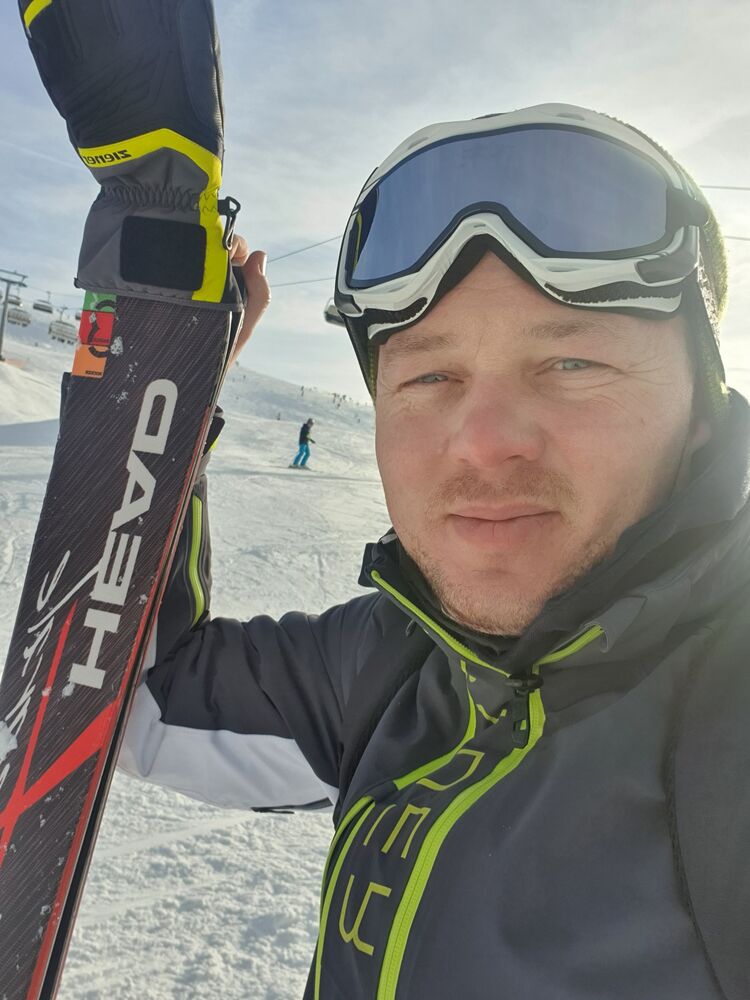  Esslingen,   Alexander, 42 ,   ,   