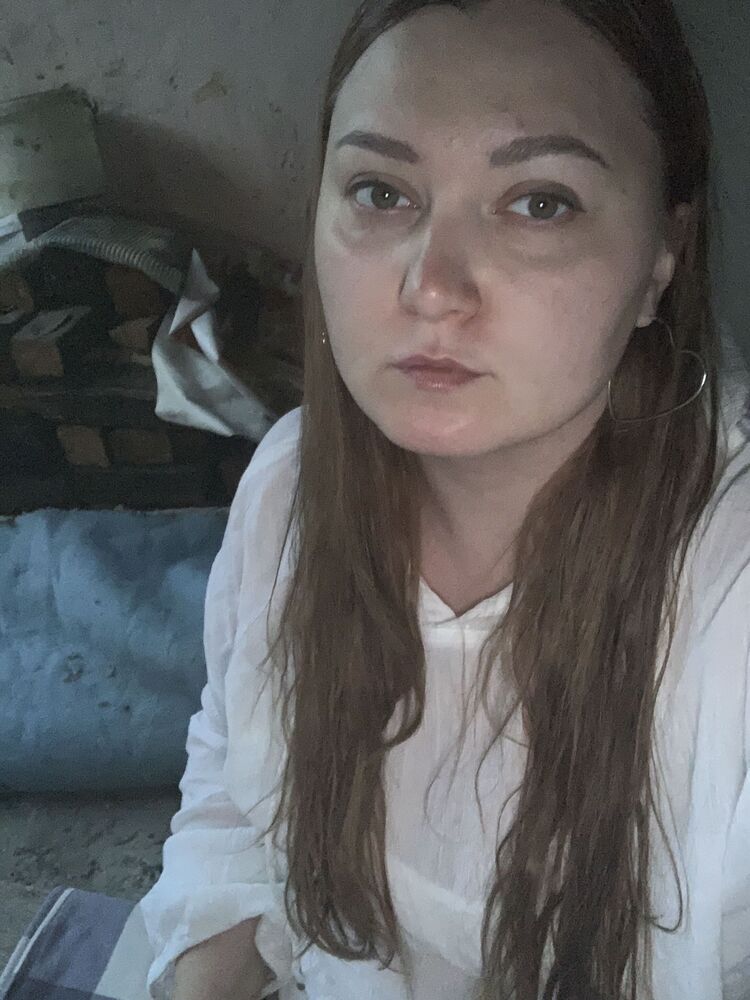  ,   Tata, 30 ,  