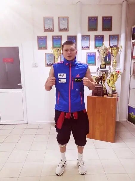  44386390  Dmitry, 26 ,    