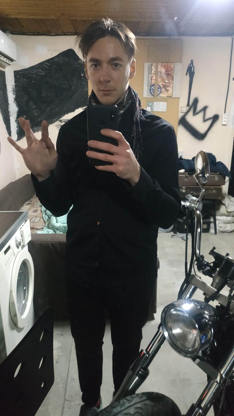  25788460  , 31 ,    