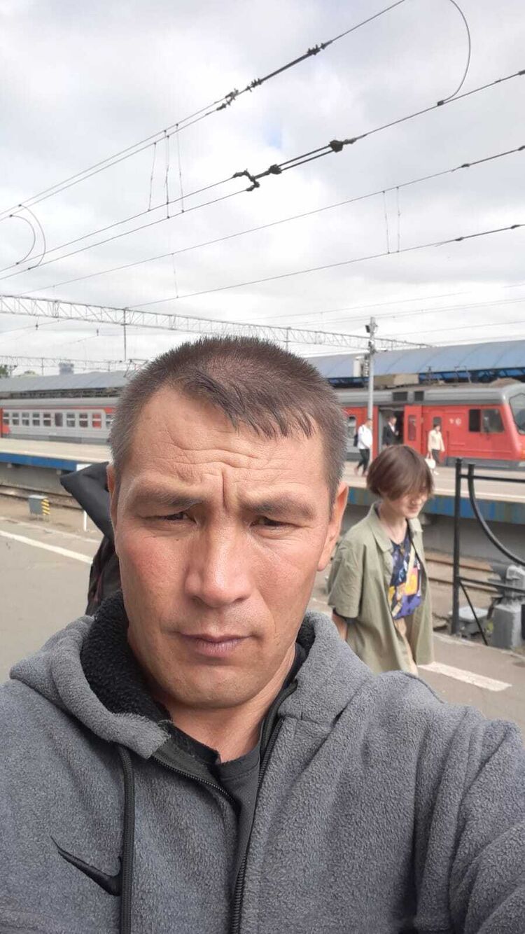  44427820  , 39 ,    