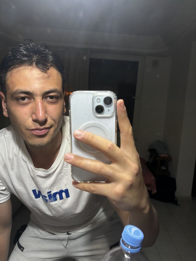  Milan,   Yusuf, 20 ,   ,   