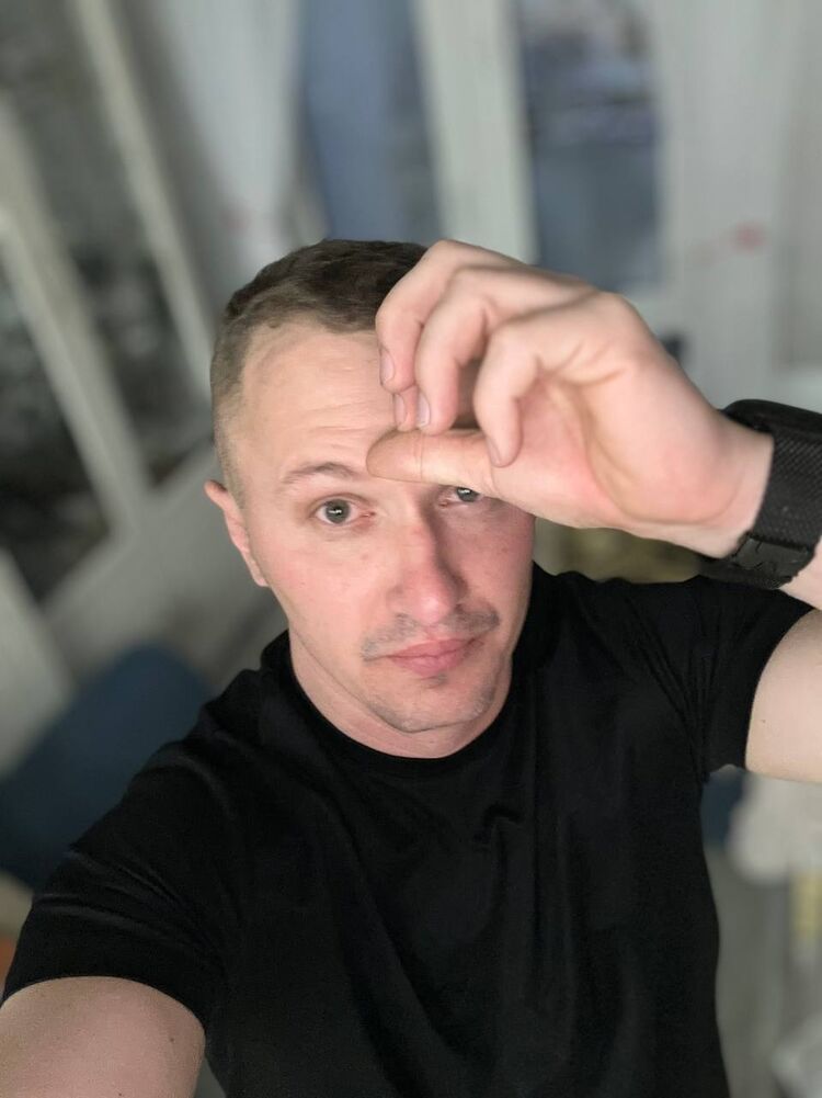  49689310  , 31 ,    